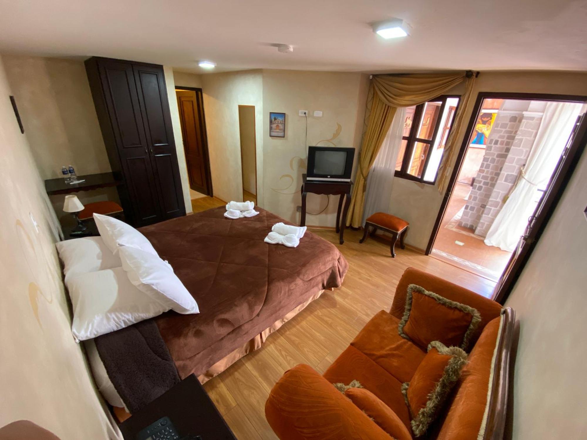 Golden Rest Latacunga 호텔 외부 사진
